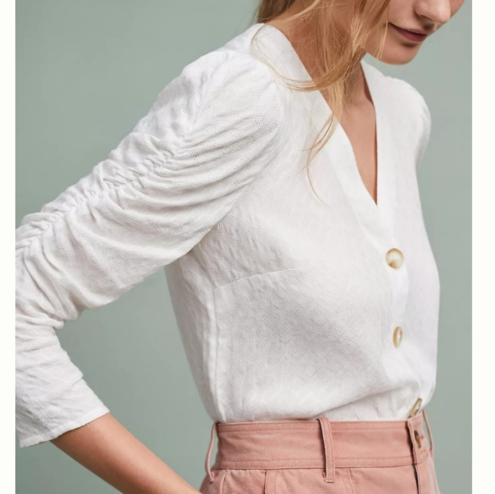 NWT: Anthropologie textured button blouse sz6 $88